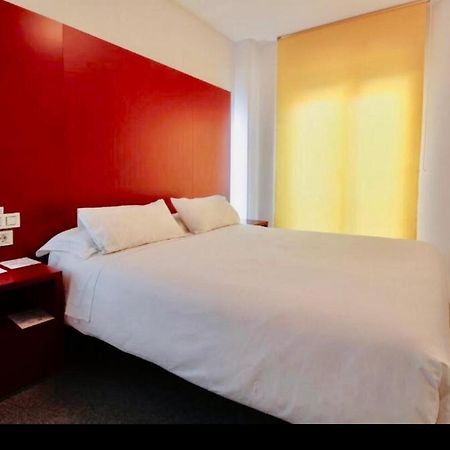 Hostal Albany León Εξωτερικό φωτογραφία