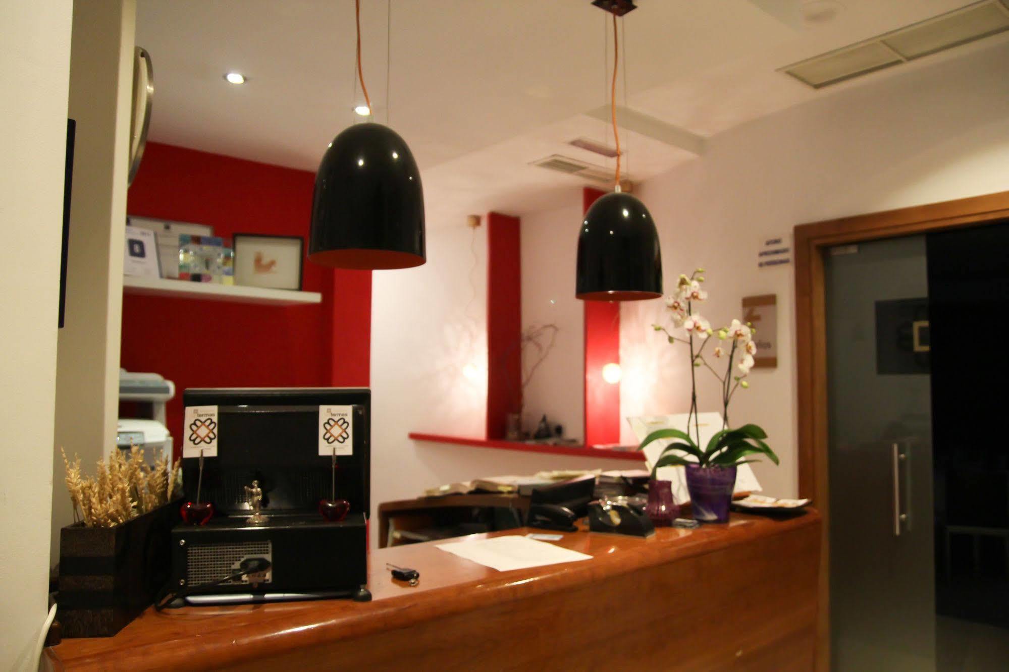 Hostal Albany León Εξωτερικό φωτογραφία