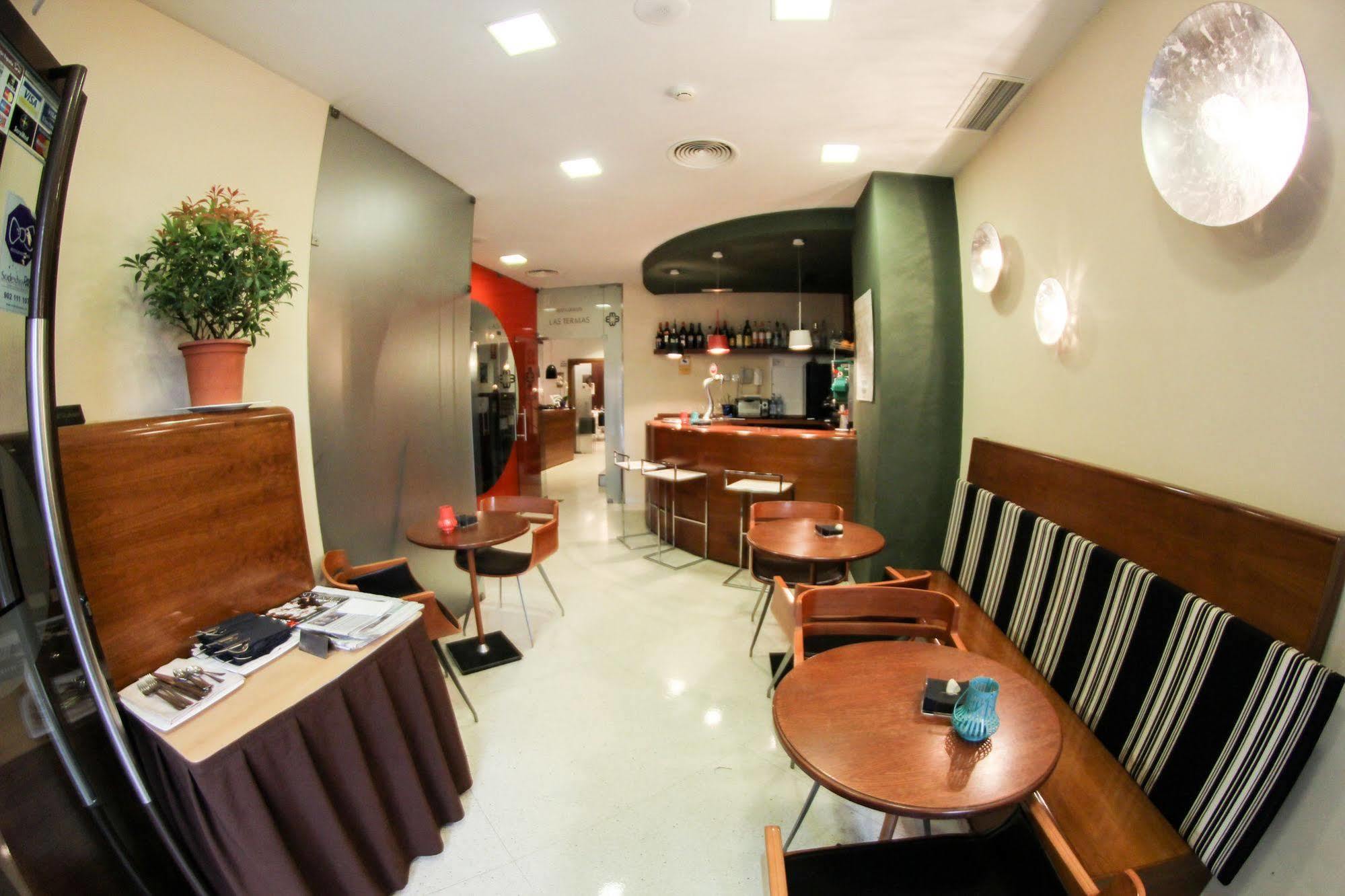 Hostal Albany León Εξωτερικό φωτογραφία